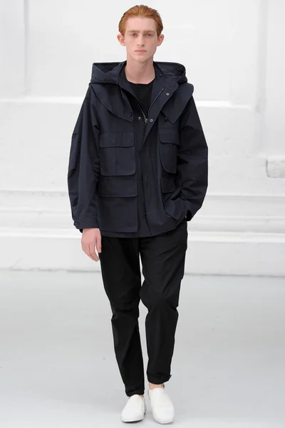 Look 4